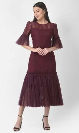 Eavan Women Burgundy Self Design Dress