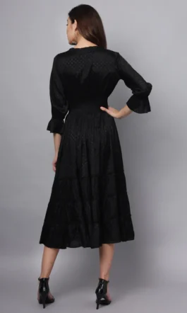 Eavan Women Black Self Design Midi Dress